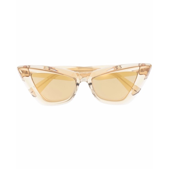 Bottega Veneta Accessories - Botegga Venetta Eyewear- cat eye sunglasses